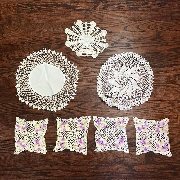 VTG Set Of 7 Crocheted White Purple Yellow Doilies Shabby Cottagecore Decor - Picture 2 of 9